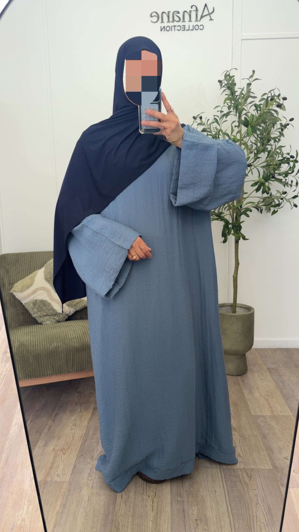 Abaya Lina